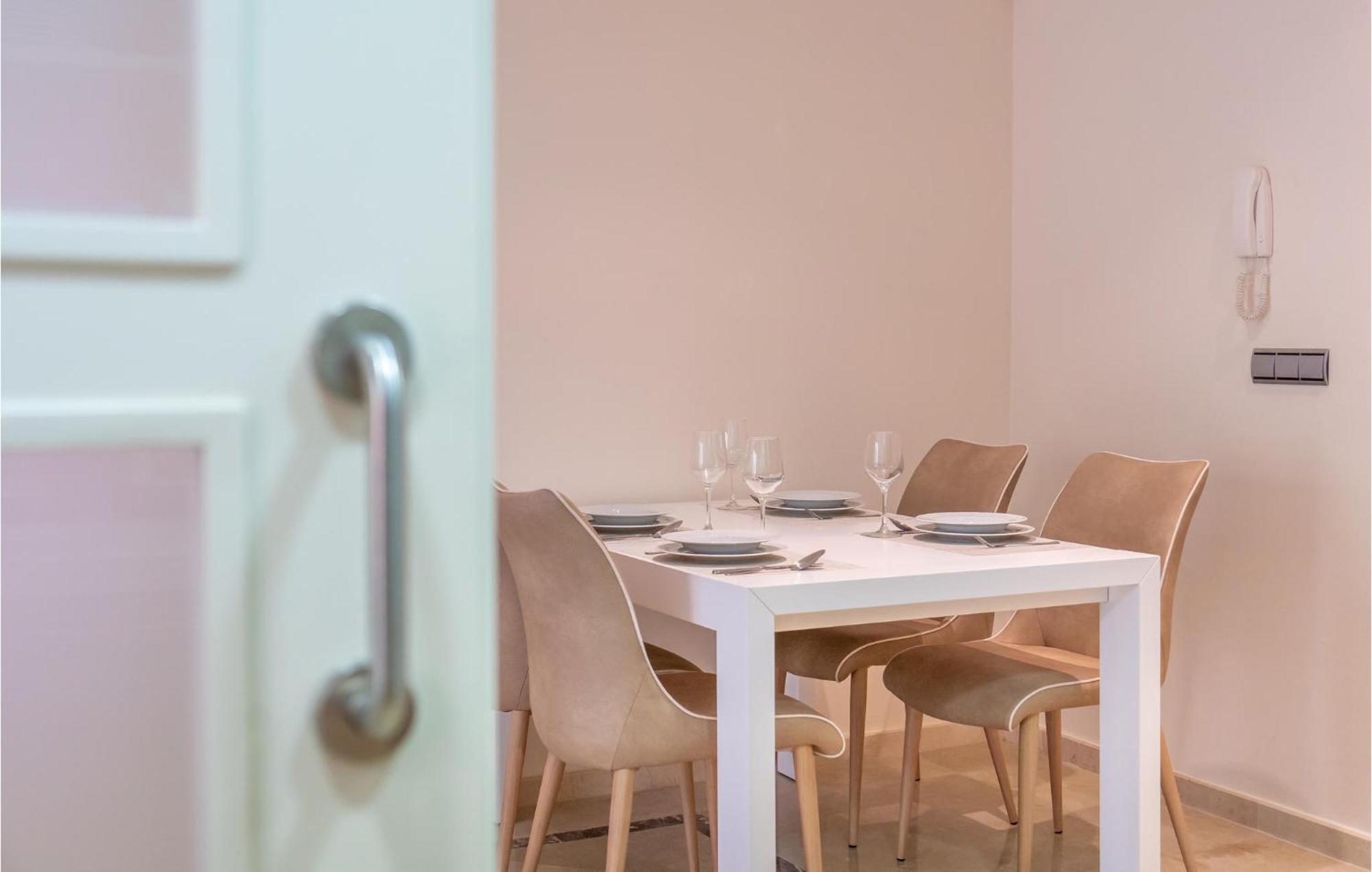 Lovely Apartment In Los Alcazares With Kitchen 外观 照片
