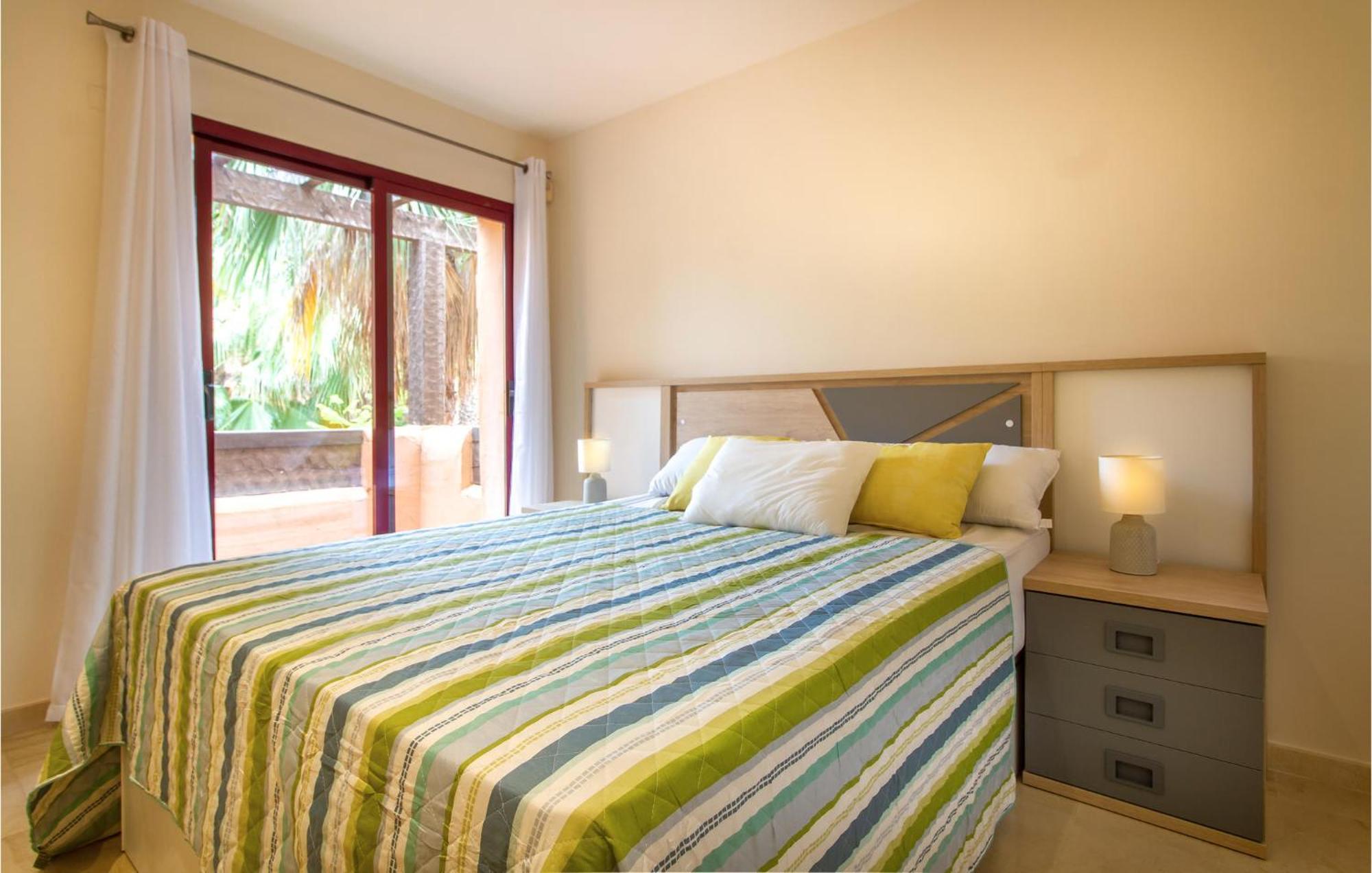 Lovely Apartment In Los Alcazares With Kitchen 外观 照片